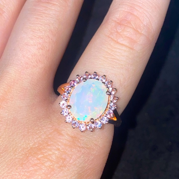 Rose Gold Opal Ring - Picture 3 of 3